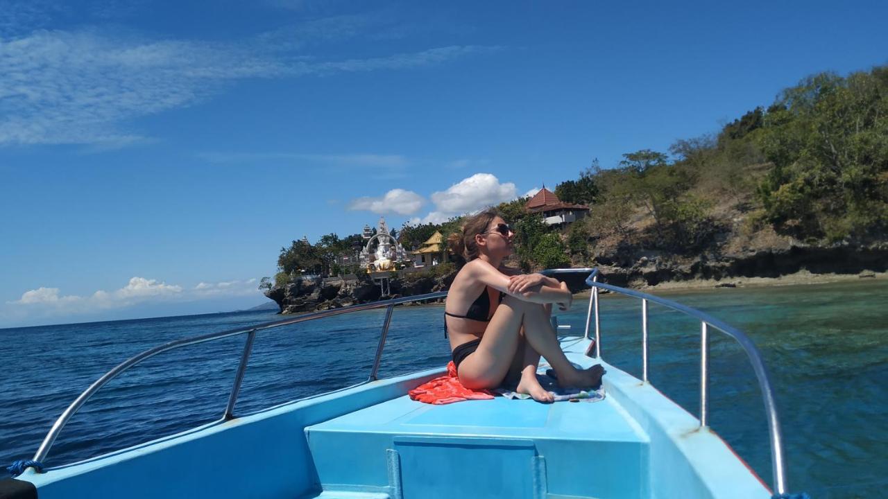 Van Santri Homestay Pemuteran Luaran gambar
