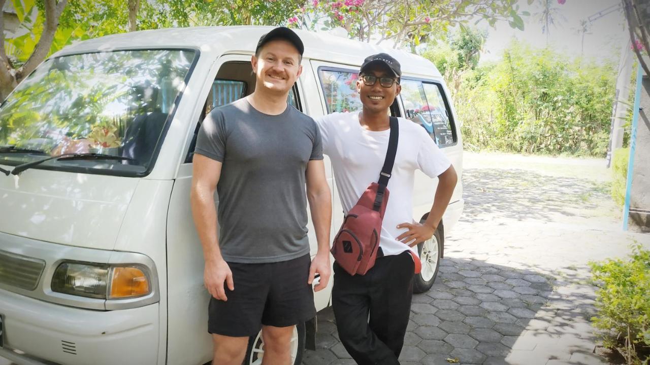 Van Santri Homestay Pemuteran Luaran gambar