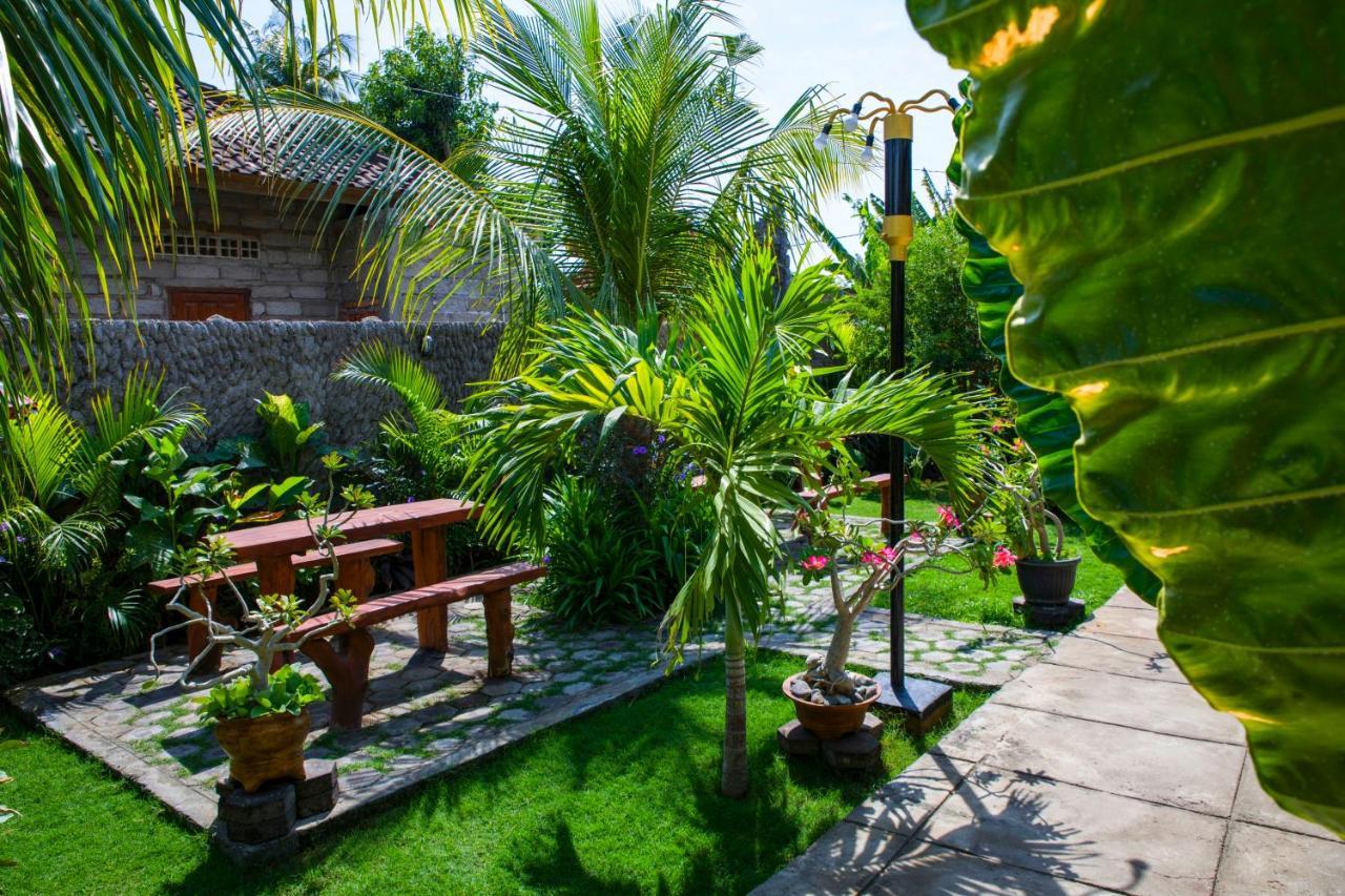 Van Santri Homestay Pemuteran Luaran gambar