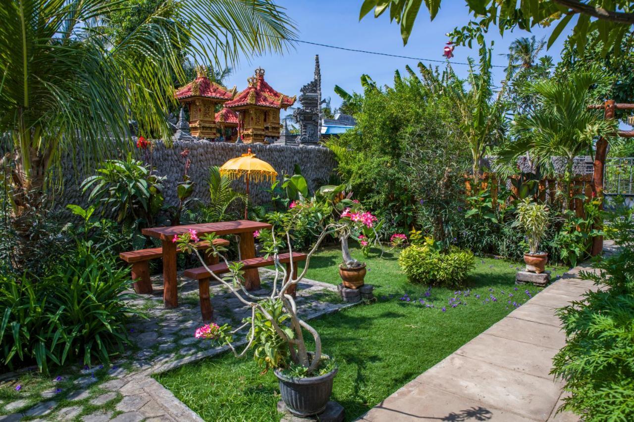 Van Santri Homestay Pemuteran Luaran gambar