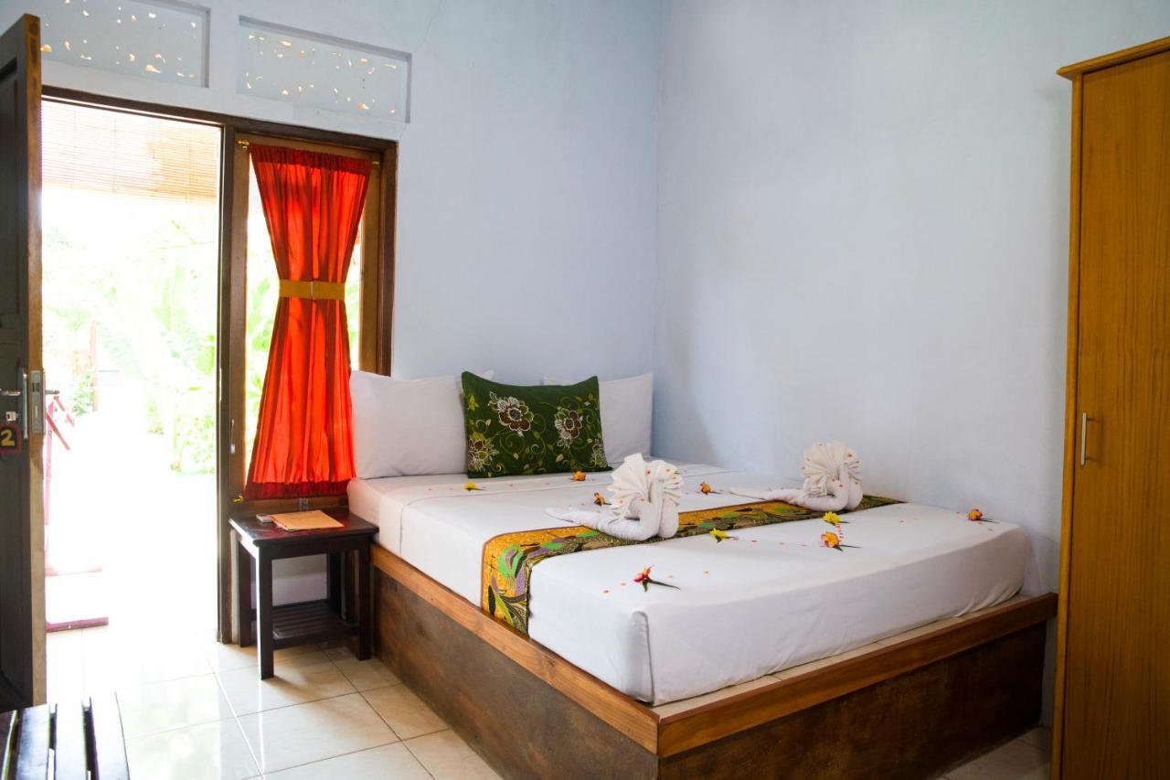 Van Santri Homestay Pemuteran Luaran gambar