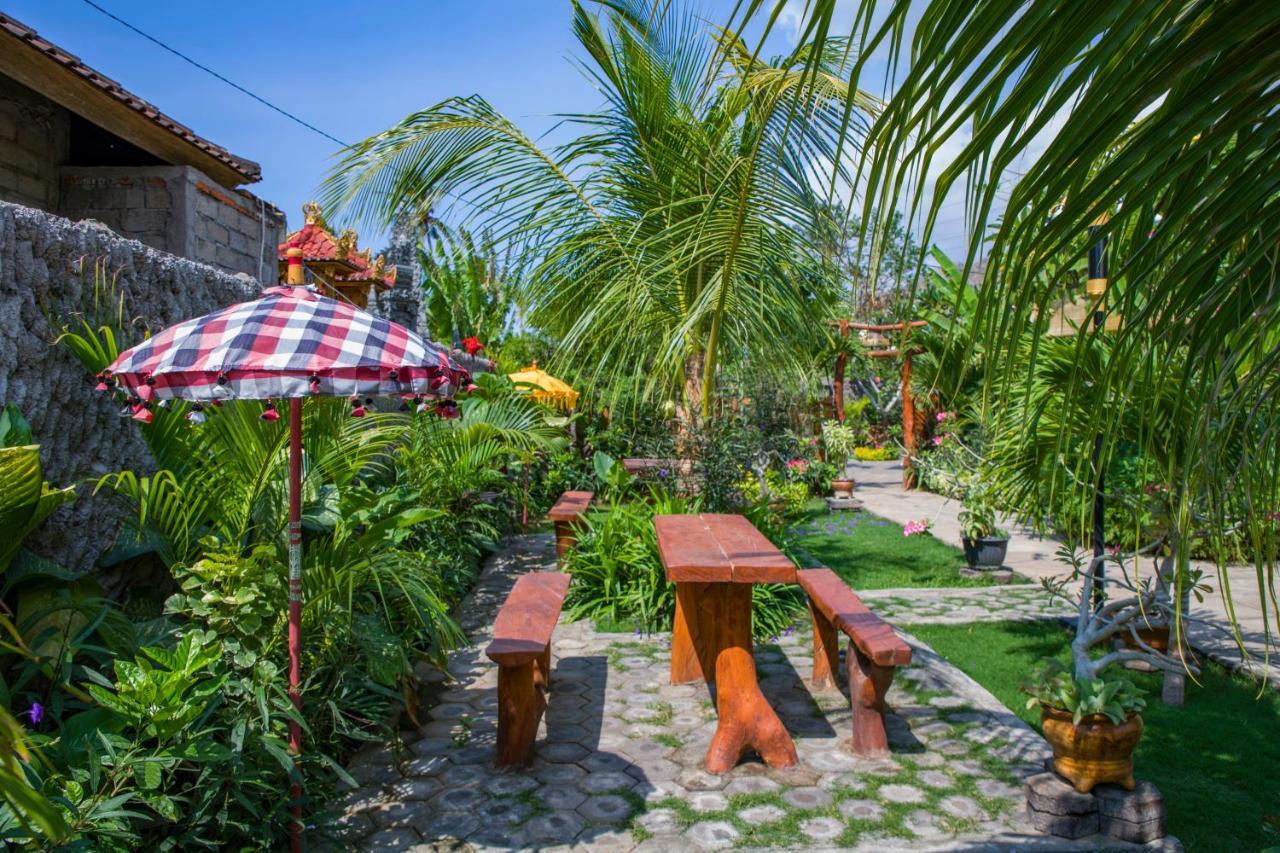 Van Santri Homestay Pemuteran Luaran gambar