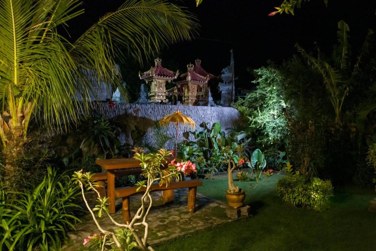 Van Santri Homestay Pemuteran Luaran gambar
